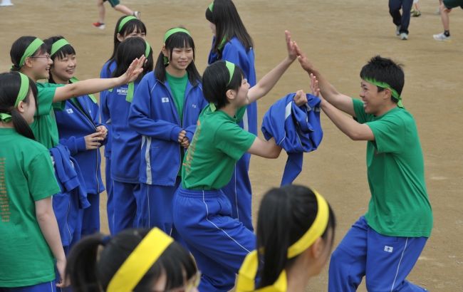 【写真】グラウンドに歓声 管内小・中学校で運動会、体育祭始まる