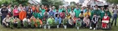 果樹を植樹　芽室町商工会女性部４５周年記念  写真2
