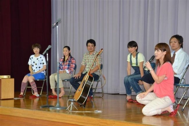 【写真】母校で「夢」テーマに特別授業 更別出身のミュージシャン翔太さん