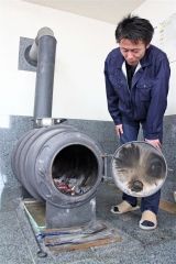 タイヤホイールを使った薪ストーブ　三和鑛業  2