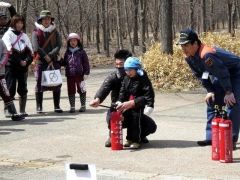 道立十勝エコロジーパークの清掃活動を前に行われた消火訓練