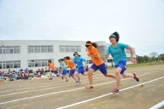 若さ躍動　中学校で体育祭開幕  写真4
