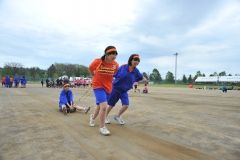 若さ躍動　中学校で体育祭開幕  写真11