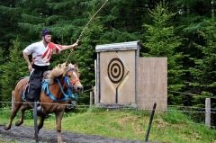西山さんが優勝　芽室・十勝騎射大会  2