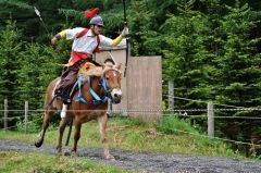 西山さんが優勝　芽室・十勝騎射大会  3