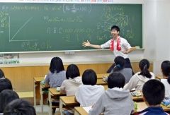 管内学習塾で夏期講習スタート　受験本格化  4