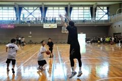実業団選手が基本指導　ミニバスサマークリニック  2