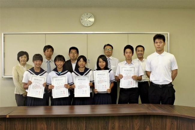 【写真】清水中の２人が全国大会へ　全道中体連の結果報告 