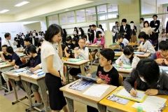 鹿追小６年による新地球学の公開授業
　
