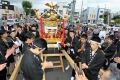 威勢良くみこし渡御　芽室神社秋季例大祭  7