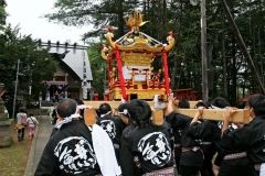 威勢良くみこし渡御　芽室神社秋季例大祭  9