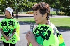 蒸しパンなどで交通安全呼び掛け　鹿追  4