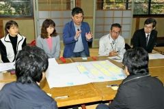 松久園や芽室の魅力について意見を出す参加者