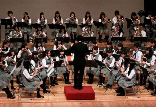 【写真】芽室・芽室高校と芽室中の吹奏楽部が定期演奏会 