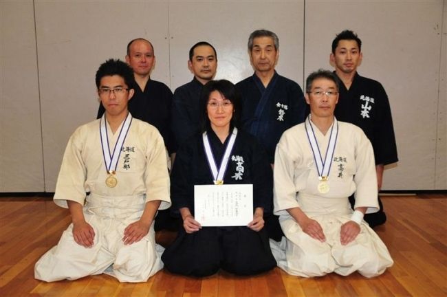 十勝の２組最高位の優秀賞 　杖道全日本大会
