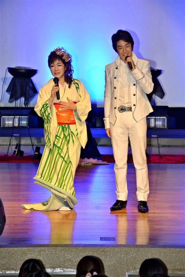 声優津田さんと町出身の母親共演　新得 