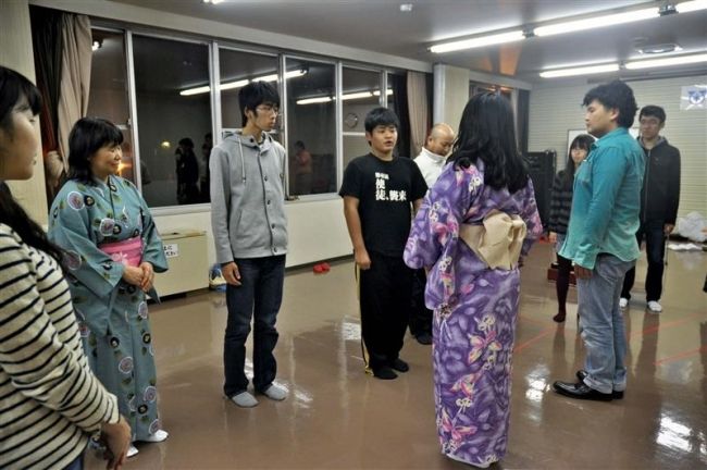 若手音楽家や市民によるオペラ「蝶々夫人」　７日公演へ練習に熱