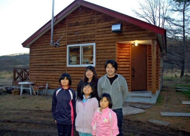 家族で移住、夢の鉄板焼き店開店へ　幕別町忠類