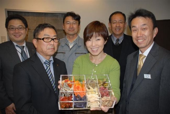ビート糖漬け十勝野菜販売へ　珈琲専科ヨシダ 