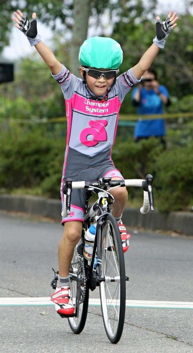 全国Ｊｒ．自転車ロード　小学２年の木綿崚介圧勝２連覇 