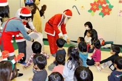 親子６０人がクリスマス会楽しむ　鹿追  2