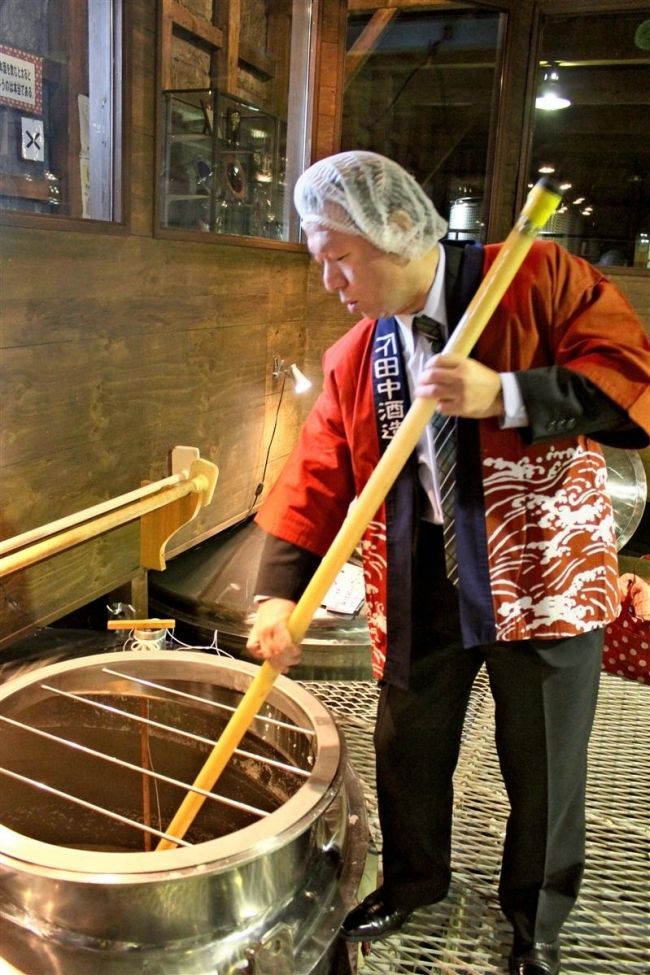 【写真】「出来は上々」　小樽で「十勝晴れ」の搾り作業