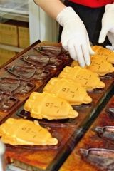 十勝産小豆１００％使用　てれび父さん焼きデビュー  3