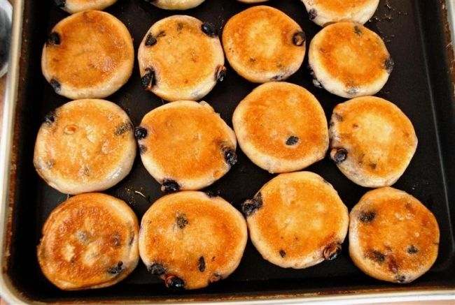 【写真】帯広とやま農場の黒豆使ったパン販売へ　満寿屋商店