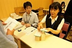 高額購入者が相次いだプレミアム商品券の販売窓口