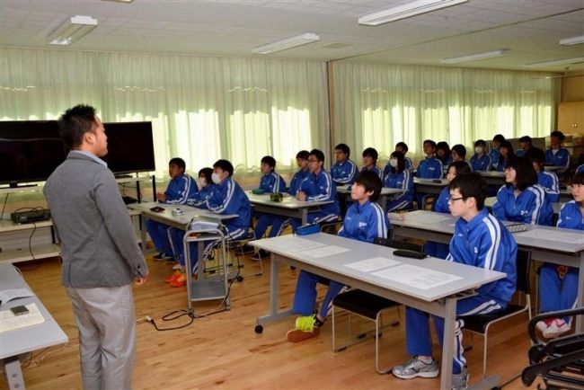 【写真】「苦手克服し、得意を広げよう」　新得中・未来創造授業 
