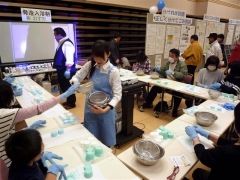 節目の消費生活展にぎわう　芽室消費者協会 3