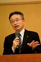 人口減少を前提に住民の思いを反映できる自治のあり方を提唱した福嶋氏