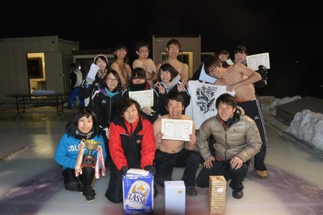 【写真】チームOB優勝十勝川カーリング選手権モールストーン