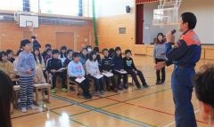 身近な社会人から働くことの意味を学んだ授業