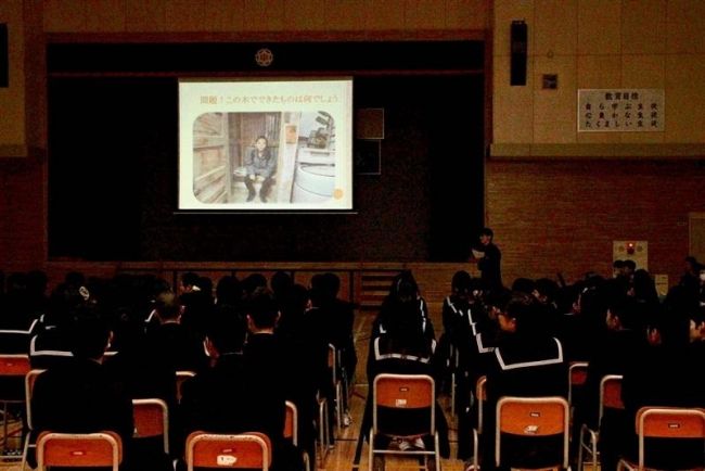 【写真】アメリカ訪問を後輩に語り継ぐ　広尾中