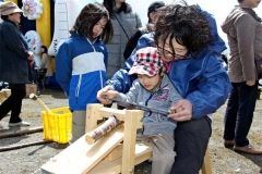 家族連れでにぎわう　大樹・歴舟川こいのぼりイベント 2