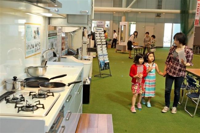 【写真】住宅設備をＰＲ　芽室・住まいるフェア