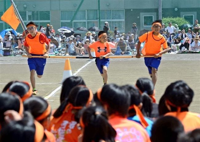 【写真】全力、歓声 汗光る 中学校で体育祭