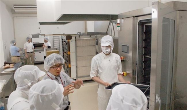 【写真】音更の新工場完成、あすから稼働　満寿屋商店