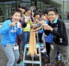 小学生ら流しそうめん体験　音更
