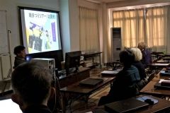 イラストや写真を編集した作品が披露された発表会