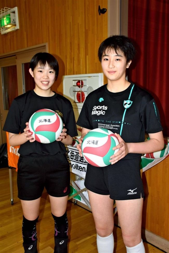 【写真】明日見、加納、酒井活躍誓う 中学バレー道選抜入り
