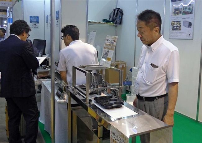 【写真】製菓用装置 国際展に　大手メーカー注目　とかち財団と管内２社