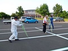 駐車場の白線引き奉仕　中札内商工会工業部会 3