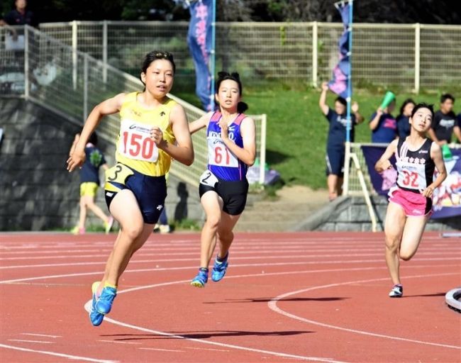【写真】今村2年連続3冠 十勝中学新人陸上大会