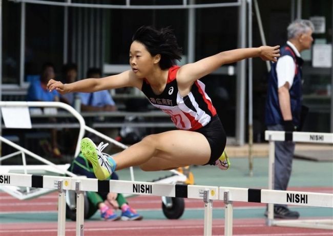 【写真】今村2年連続3冠 十勝中学新人陸上大会