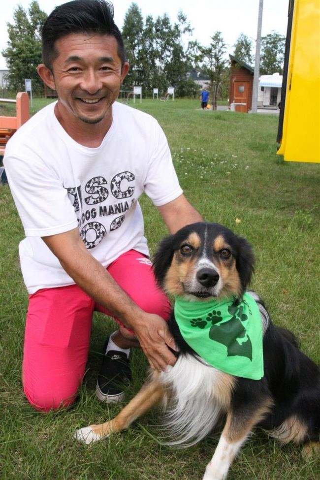 愛犬に近づかないで　緑のバンダナ運動提唱　帯広のドッグトレーナー村中さん