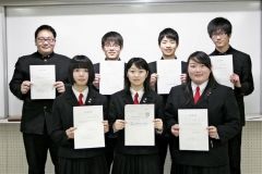 帯農８人　国立大へ　３７人が公務員合格　進路指導に手応え