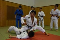 ブラジリアン柔術　中井さんから寝技学ぶ　大道塾帯広支部