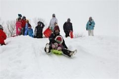 尾田おやじの会が雪遊びの会　東京の家族も　大樹 5